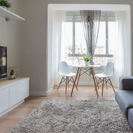 Apartamento Avenida De Colon Con Aire Acondicionado Logroño Exteriör bild