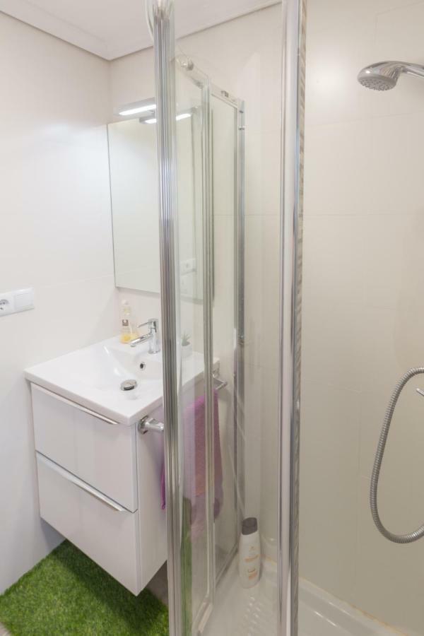 Apartamento Avenida De Colon Con Aire Acondicionado Logroño Exteriör bild