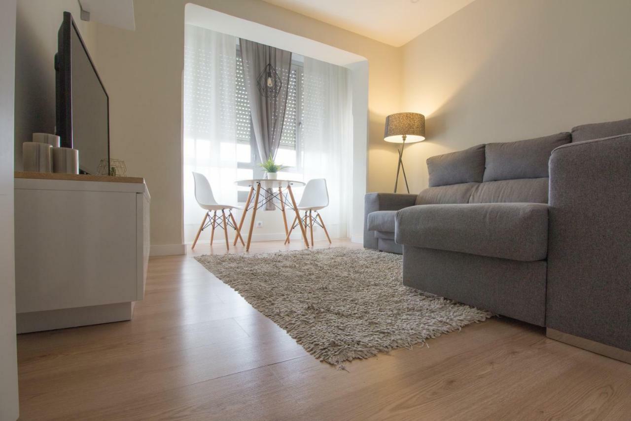 Apartamento Avenida De Colon Con Aire Acondicionado Logroño Exteriör bild