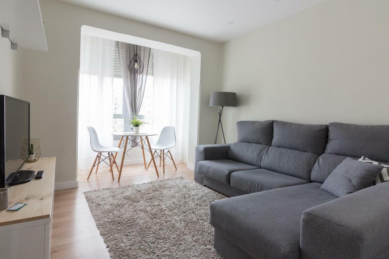 Apartamento Avenida De Colon Con Aire Acondicionado Logroño Exteriör bild